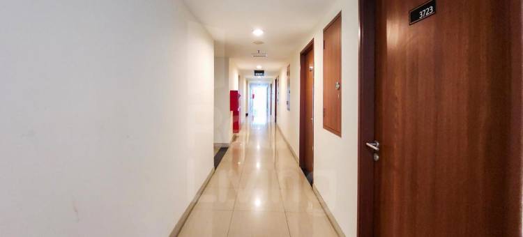 RedLiving格兰德卡马拉泻湖公寓 by Ownr Room(RedLiving Apartemen Grand Kamala Lagoon by Ownr Room)图片