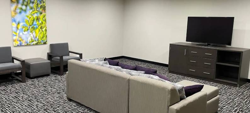 印第安纳波利斯市中心拉昆塔温德姆套房酒店(La Quinta Inn & Suites by Wyndham Indianapolis Downtown)图片