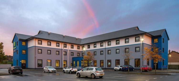 Holiday Inn Express 安特里姆 - M2，JCT.1(Holiday Inn Express ANTRIM - M2, JCT.1 by IHG)图片