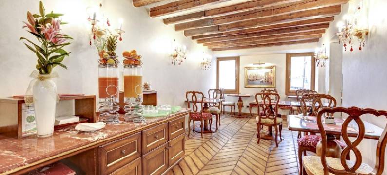 卡萨诺瓦酒店(Hotel Casanova)图片