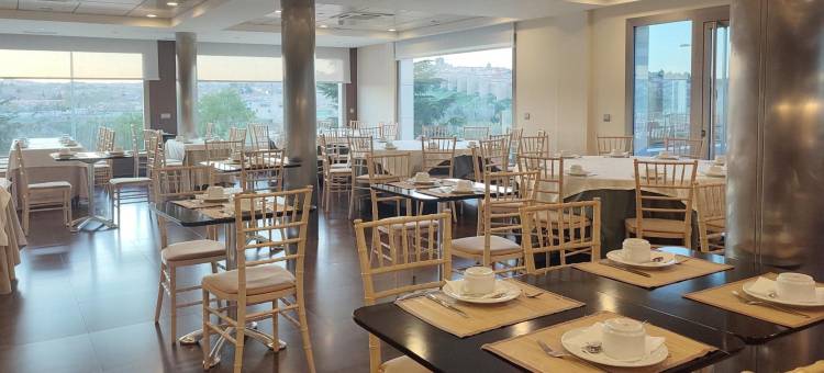 塞尔科蒂尔夸特罗波斯特斯酒店(Hotel Sercotel Cuatro Postes)图片