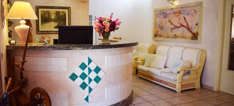 蒙蒂路育酒店(Hotel Montiruju)图片