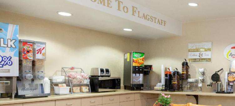 费拉格尔斯塔夫温德姆速8酒店(Super 8 by Wyndham Flagstaff)图片