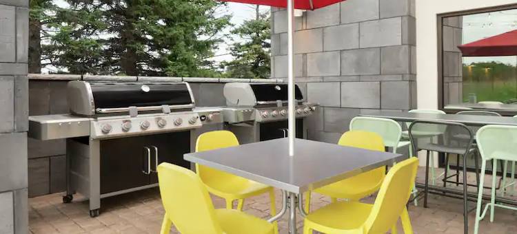 希尔顿布卢明顿诺尔玛Home2 Suites(Home2 Suites by Hilton Bloomington Normal)图片