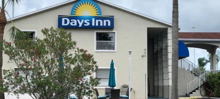 布雷登顿I-75温德姆戴斯酒店(Days Inn by Wyndham Bradenton I-75)图片
