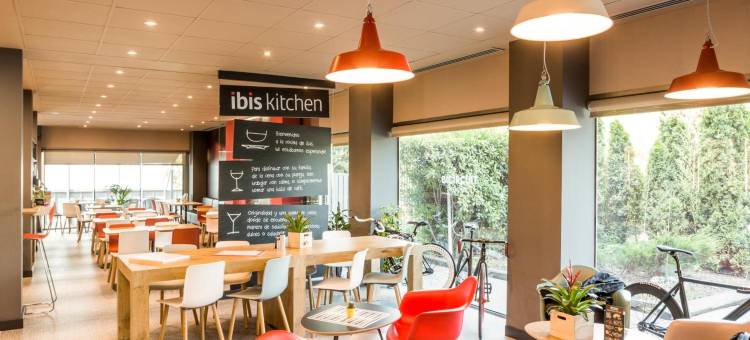 宜必思巴塞罗那格拉诺列尔斯蒙特梅洛酒店(Ibis Barcelona Montmelo Granollers)图片