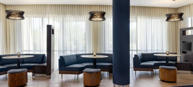 威尔克斯巴里竞技场万怡酒店(Courtyard Wilkes-Barre Arena)图片