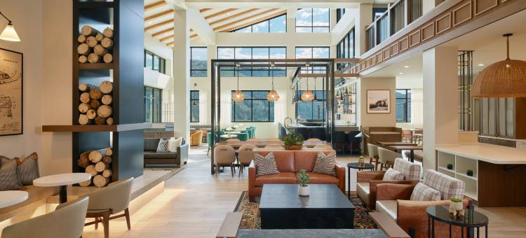 万豪春山套房酒店-阿冯瓦尔山谷(SpringHill Suites Avon Vail Valley)图片