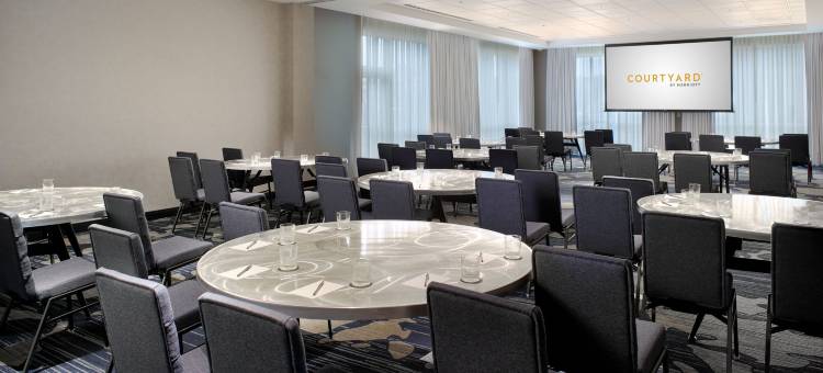 亚特兰大卡温顿万怡酒店(Courtyard Atlanta Covington)图片