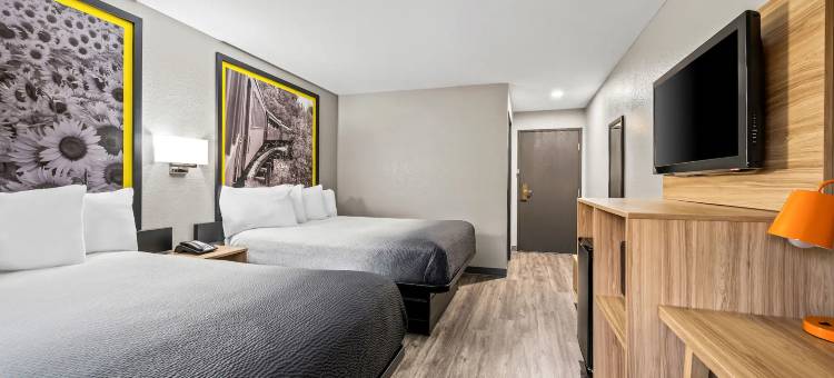 刘易斯顿奥本区速8酒店(Super 8 by Wyndham Lewiston Auburn Area)图片