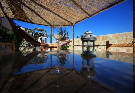 Morf SuitesHotel Overview