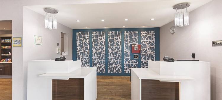 森特勒尔波因特梅德福 Spark 酒店 by Hilton(Spark by Hilton Central Point Medford)图片