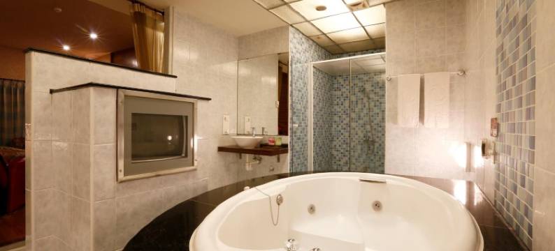 金银岛旅馆-新富店(凤山)图片