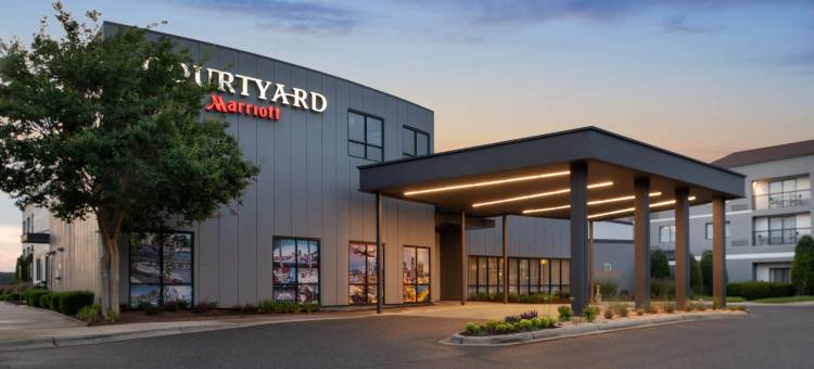 夏洛特机场北部万怡酒店(Courtyard Charlotte Airport North)图片