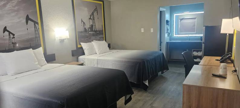 温德姆霍布斯速8酒店(Super 8 by Wyndham Hobbs)图片