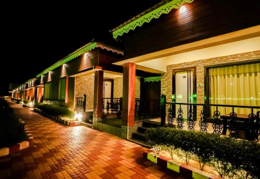 Prasant Beach Resort Hotel Overview