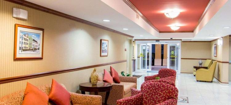 机场会议中心舒适套房酒店(Comfort Inn & Suites Airport Convention Center)图片