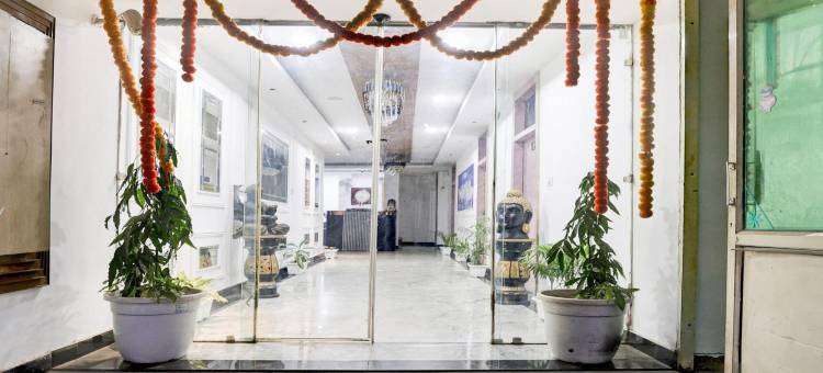 Super Townhouse by OYO Mohali Bus Terminal Formerly Hotel HM Crystal图片