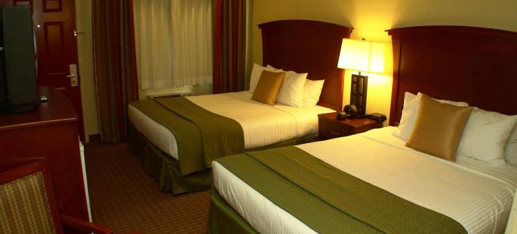 圣克鲁兹山凯艺套房酒店(Quality Inn & Suites Santa Cruz Mountains)图片