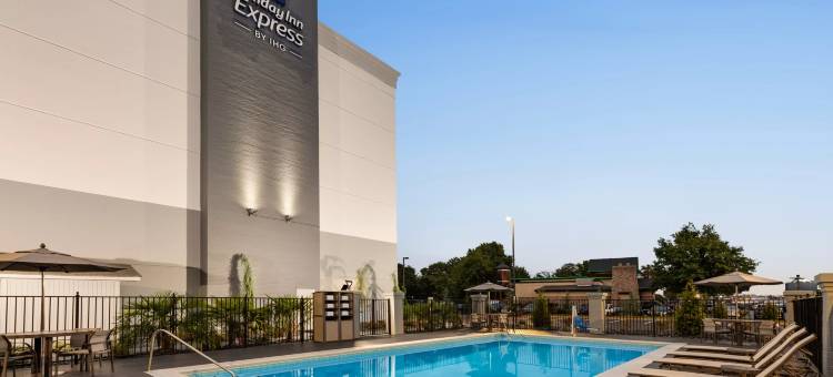 Holiday Inn Express 亚特兰大肯纳瑟(Holiday Inn Express ATLANTA-KENNESAW by IHG)图片