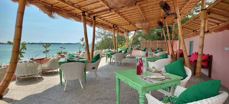 吉利阿尔粉色可可酒店(PinkCoco Gili Air - Constant Surprises & for Cool Adults Only)图片