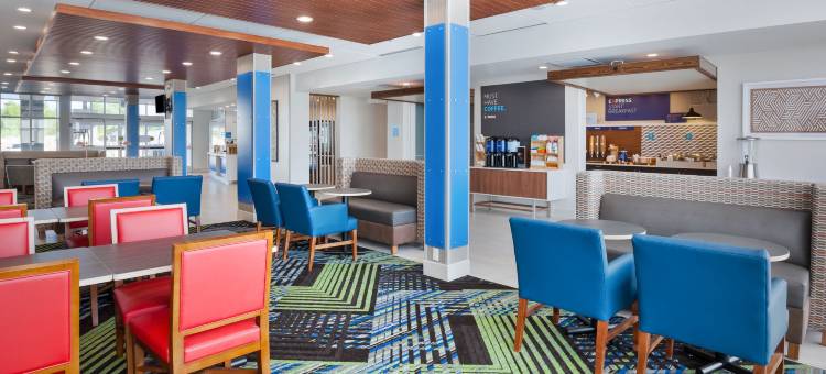 大急流城机场南智选假日套房酒店(Holiday Inn Express & Suites Grand Rapids Airport - South)图片