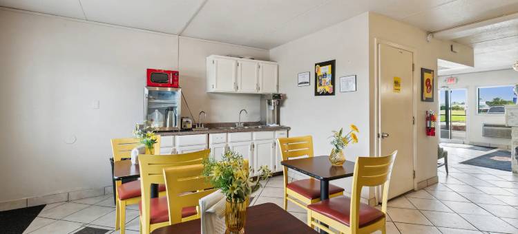 米尔伯里-托莱多温德姆速8酒店(Super 8 by Wyndham Millbury/Toledo)图片