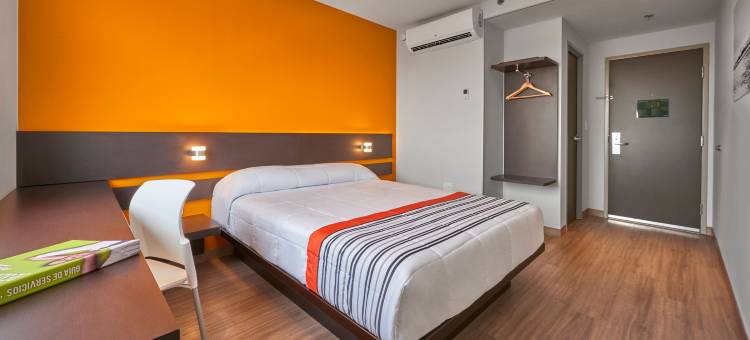 莱昂会议中心万豪城市快捷青年酒店(City Express Junior by Marriott León Centro de Convenciones)图片