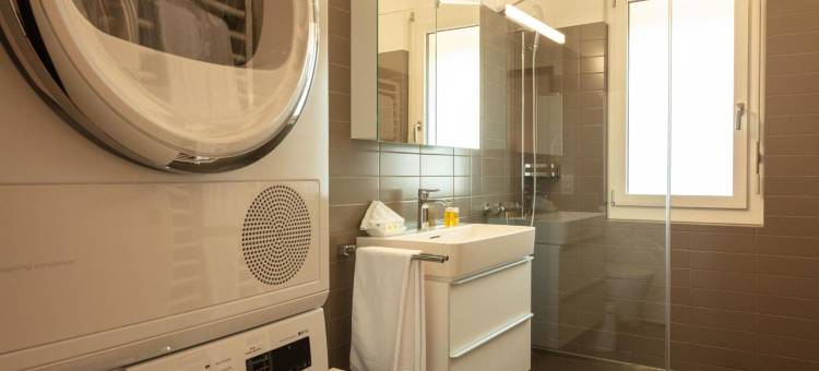 市中心EMA之家服务式优质公寓(Ema House Serviced Apartments Superior Downtown)图片