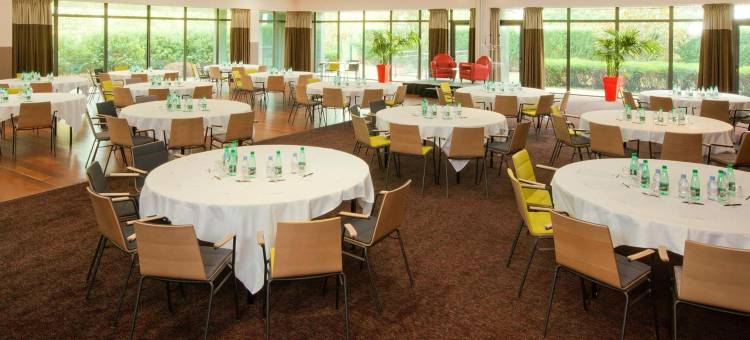 巴黎苏德森特号角套房酒店(Residhome Suites Paris Sénart)图片