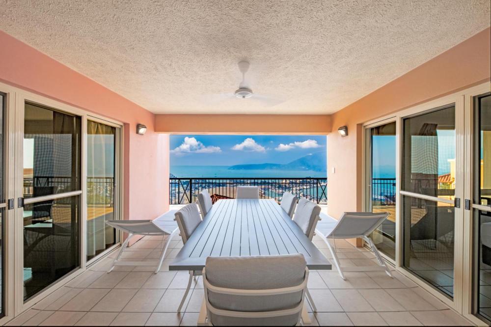 Martinique Whitsunday ResortOver view