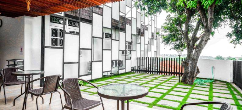 红多兹酒店-近三宝垄武吉萨里(RedDoorz Near Bukitsari Semarang)图片