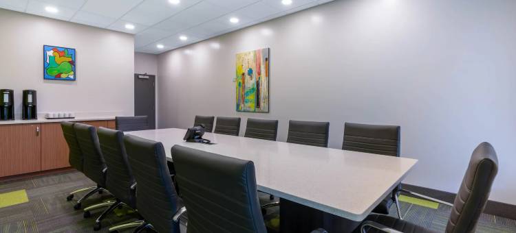 温尼伯东速8酒店(Super 8 by Wyndham Winnipeg East MB)图片