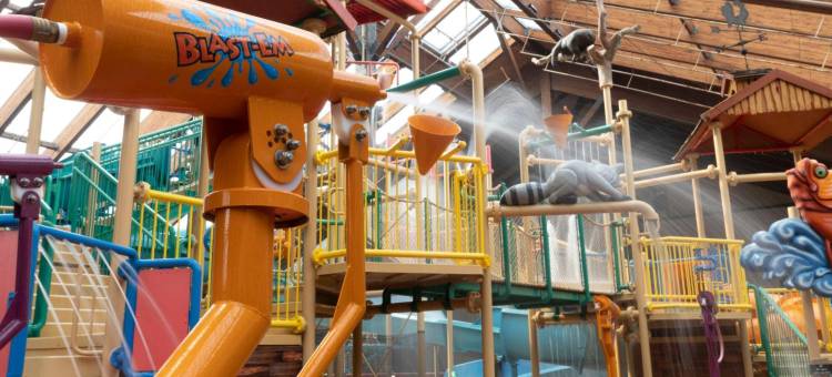 六旗大逃亡旅馆及室内水上乐园(Six Flags Great Escape Lodge & Indoor Waterpark)图片