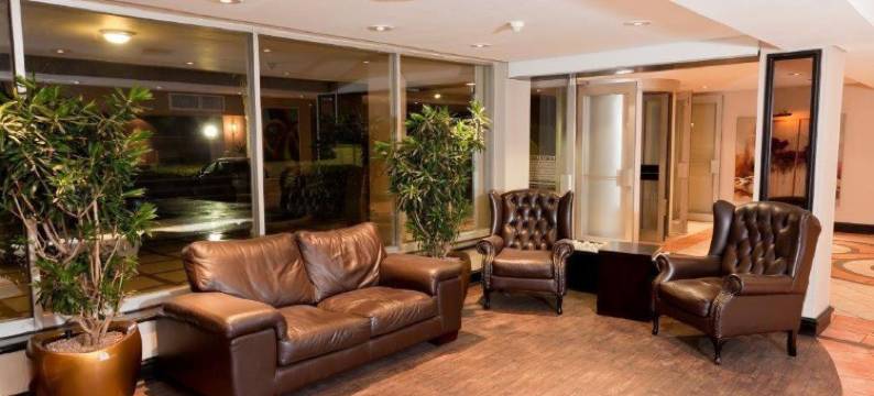 奥茨颂酒店(Oudtshoorn Inn Hotel)图片