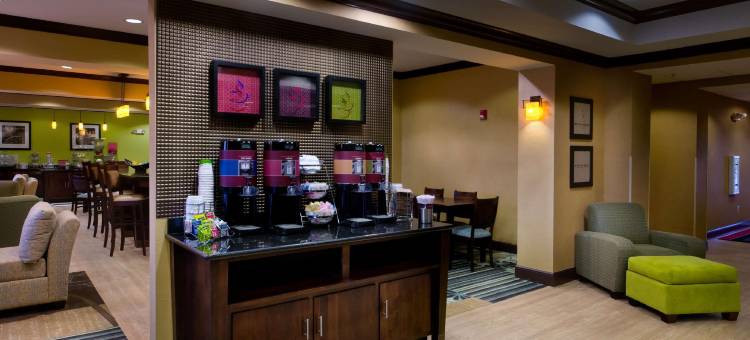 希尔顿欢朋酒店-斯托(Hampton Inn Stow)图片