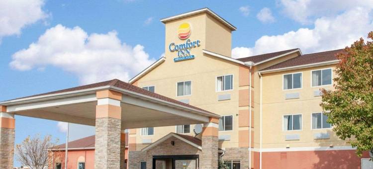 沃伦 I-69 舒适酒店(Comfort Inn Warren I-69)图片