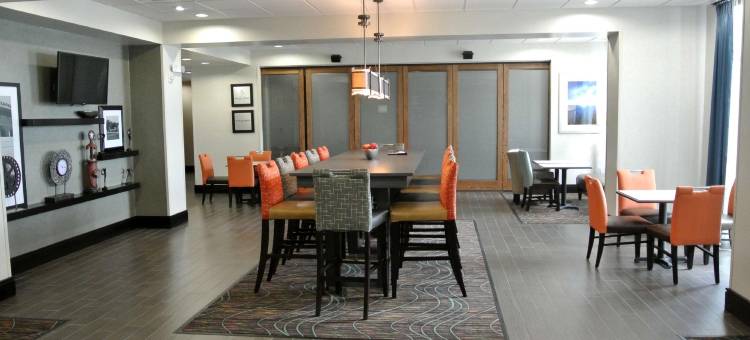 希尔顿欢朋酒店-卡里索斯普林斯(Hampton Inn Carrizo Springs)图片