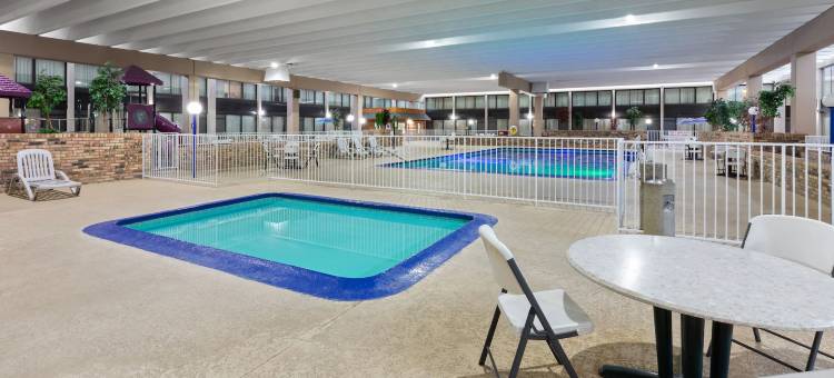 格雷林华美达酒店及会议中心(Ramada by Wyndham Grayling Hotel & Conference Center)图片