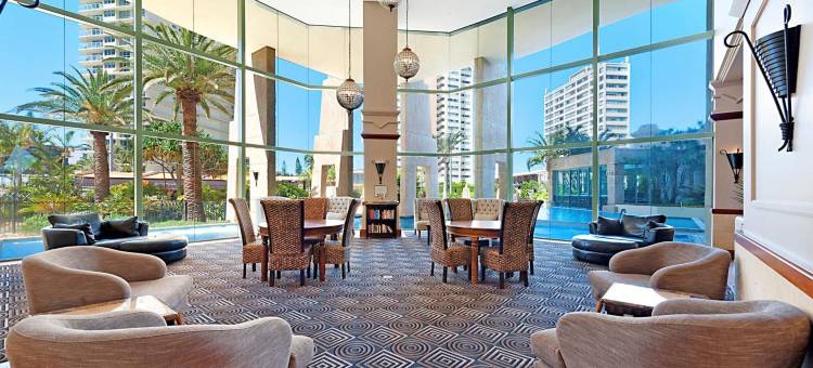 太阳城冲浪者天堂曼特拉酒店(Mantra Sun City)图片