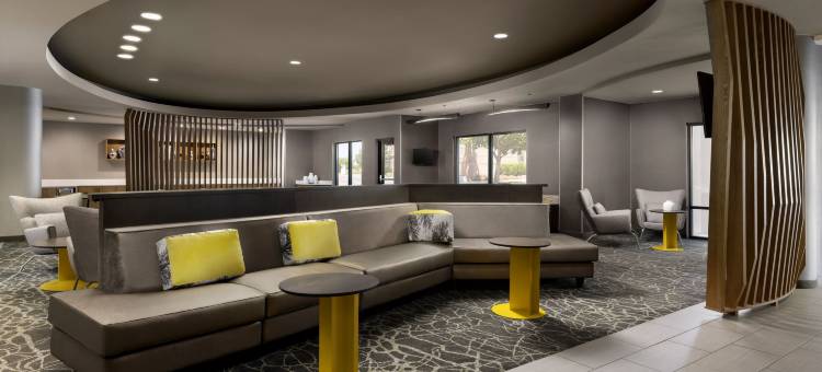 弗雷斯诺万豪SpringHill酒店(SpringHill Suites Fresno)图片