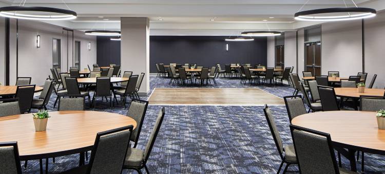 底特律市区万怡酒店(Courtyard Detroit Downtown)图片