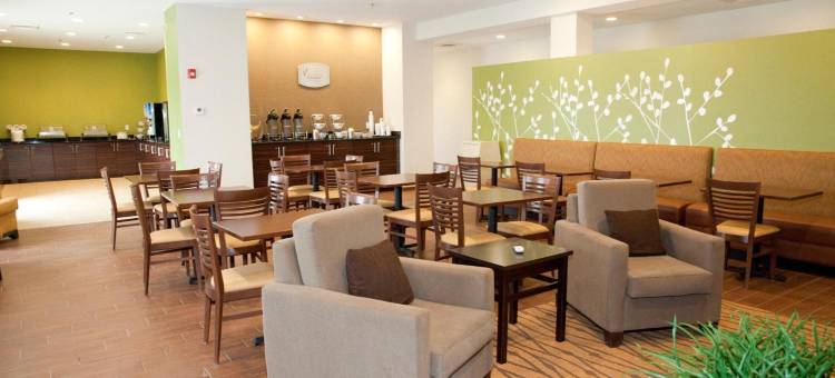 圣克莱维贝尔蒙特舒眠酒店(Sleep Inn & Suites Belmont - St. Clairsville)图片