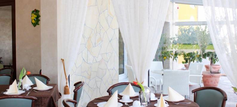 欧洲公园附近托斯卡纳酒店(Hotel la Toscana in Ringsheim)图片