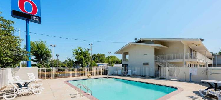 佐治亚州哥伦布6号汽车旅馆(Motel 6 Columbus, GA)图片