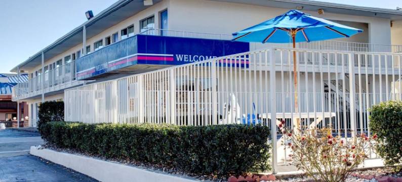 默夫里斯伯勒6号汽车旅馆(Motel 6 Murfreesboro, TN)图片