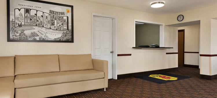赛克斯顿-迈纳地区速8酒店(Super 8 by Wyndham Sikeston/Miner Area)图片