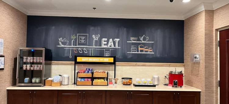 亚特兰大-诺斯莱克欢朋酒店(Hampton Inn Atlanta-Canton)图片