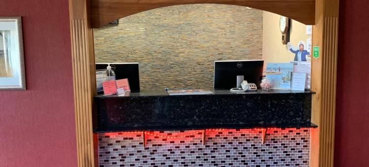 埃文斯维尔北-奥布斯坦温德姆呗盟套房酒店(Baymont by Wyndham Evansville North/Haubstadt)图片