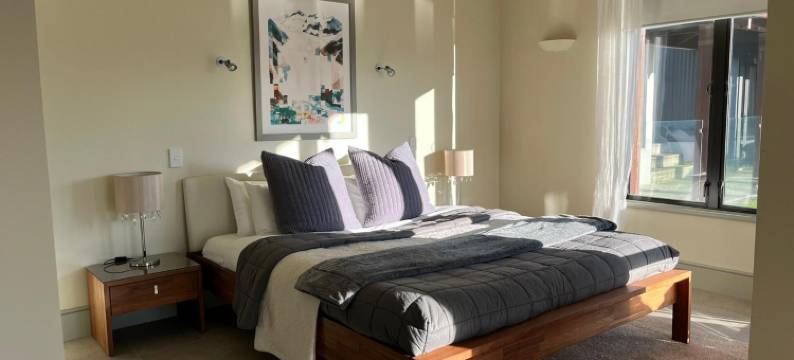 温德豪沃尔套房酒店(Windhover Suites)图片